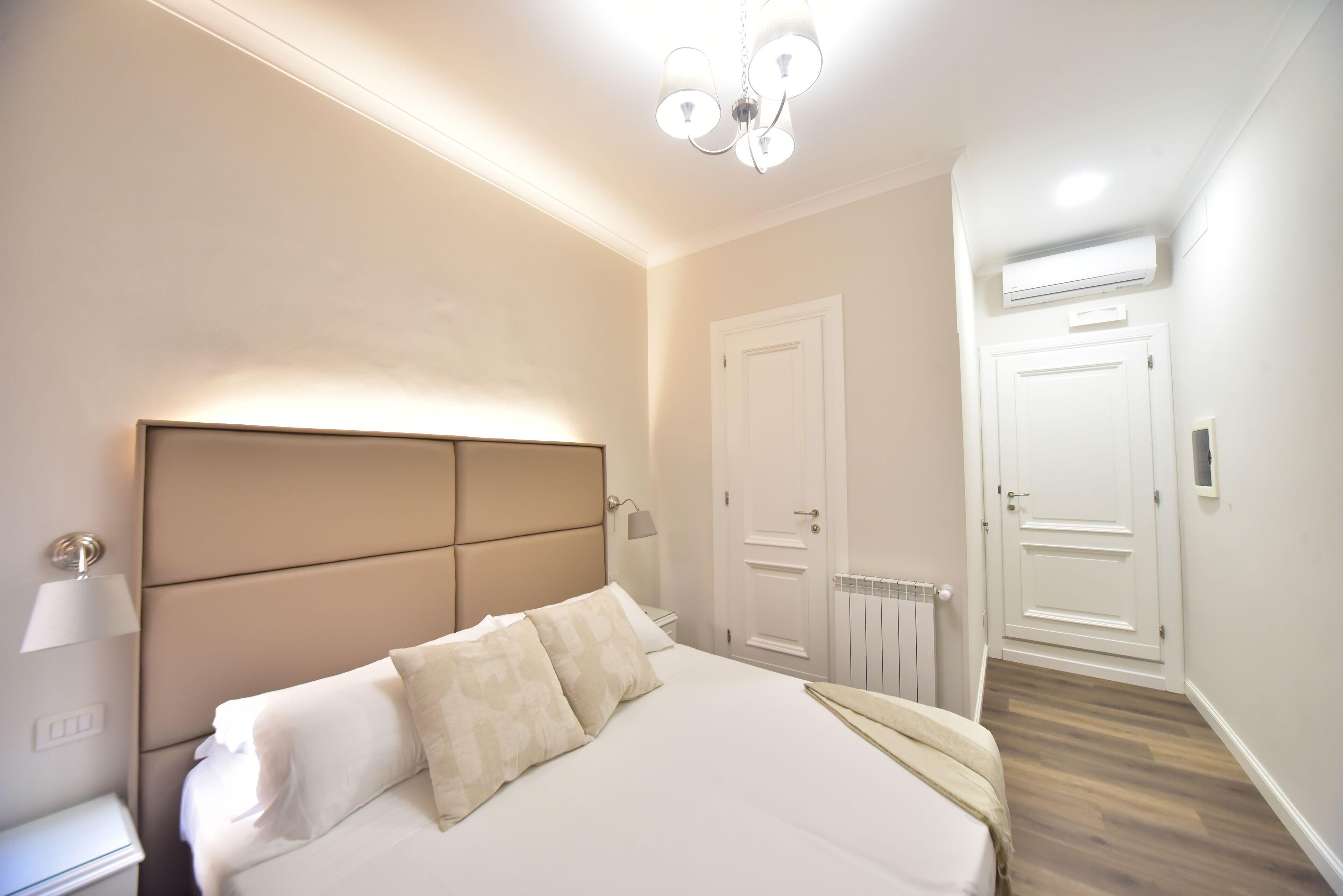 Sacconi Palace Suite Roma — Photos 3